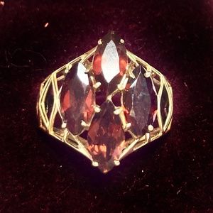 Garnet 14K filigree ring